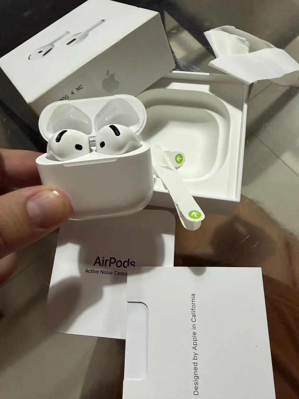 AirPods 4 