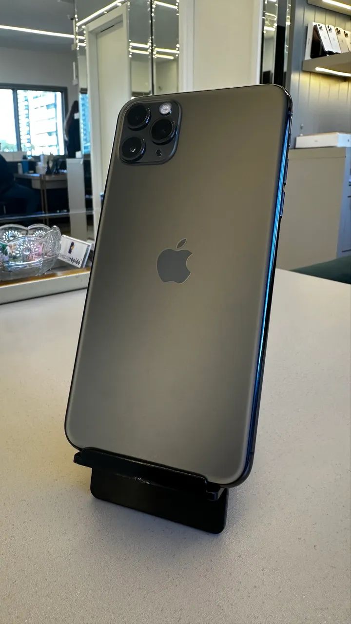 iPhone 11 Pro Max 64GB Grafite Seminovo / Loja Física - Celulares