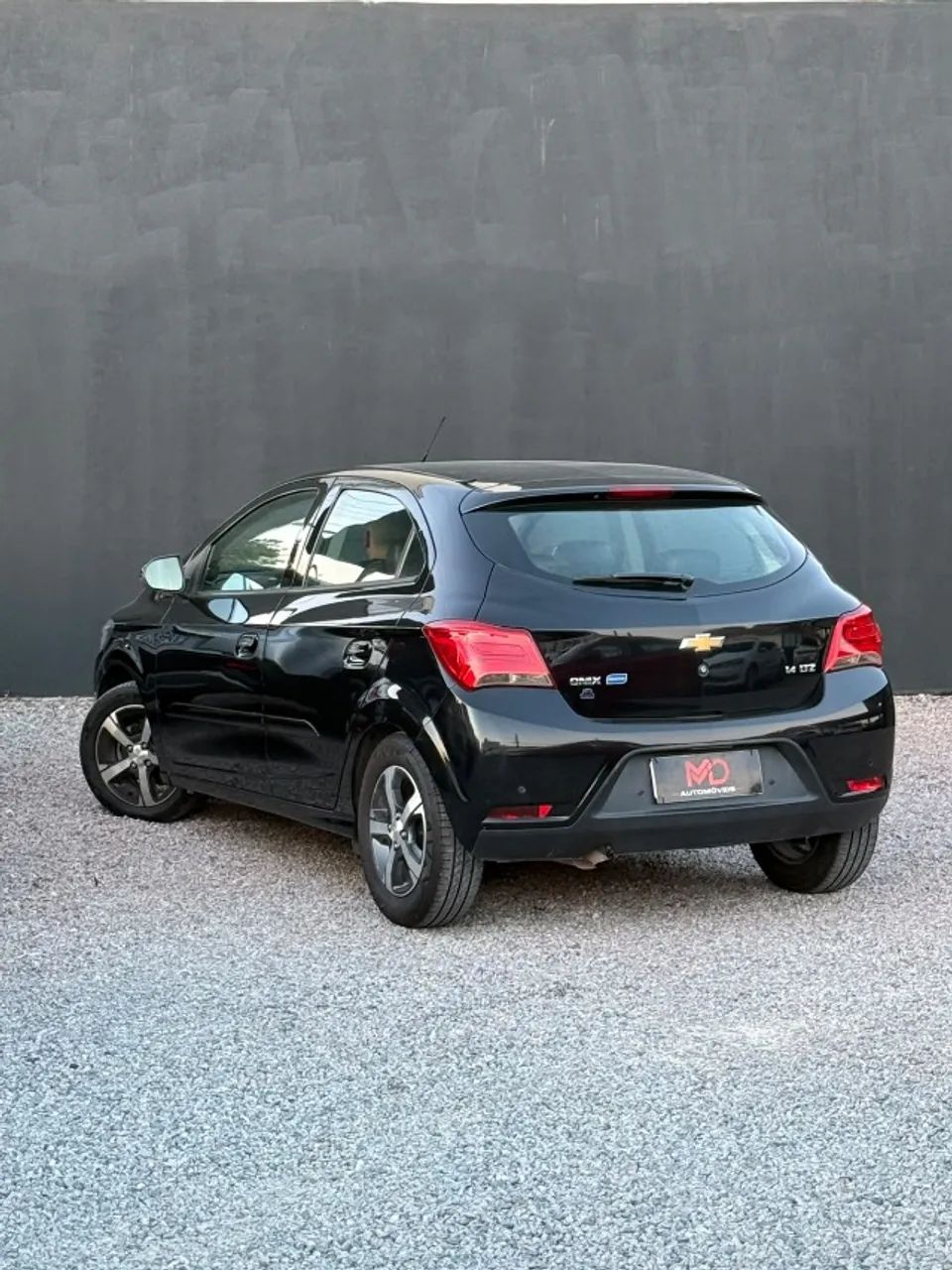 Chevrolet Onix Hatch LTZ 1.4 8V Flex Mec. 4P 2018 - Foto 4