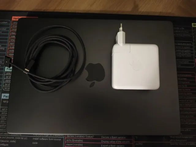 Macbook Pro M4 24GB 1TB - Foto 3