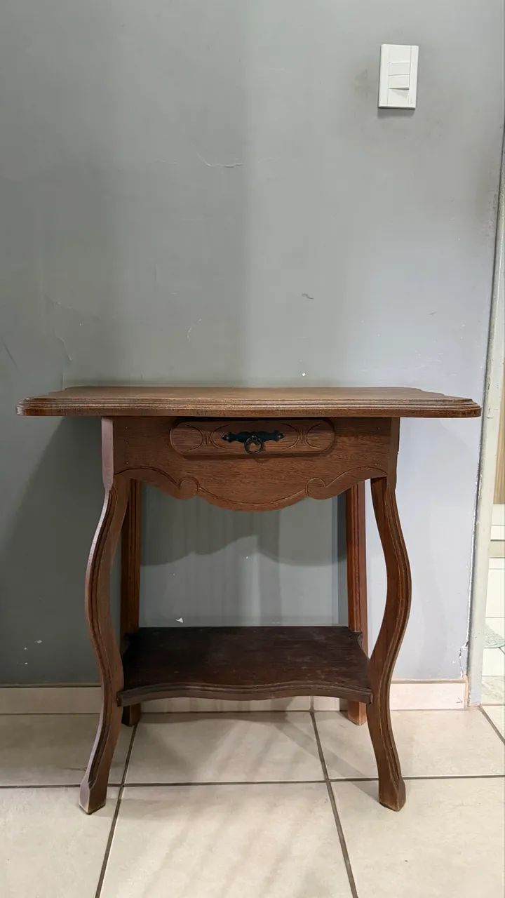 Mesa de canto 