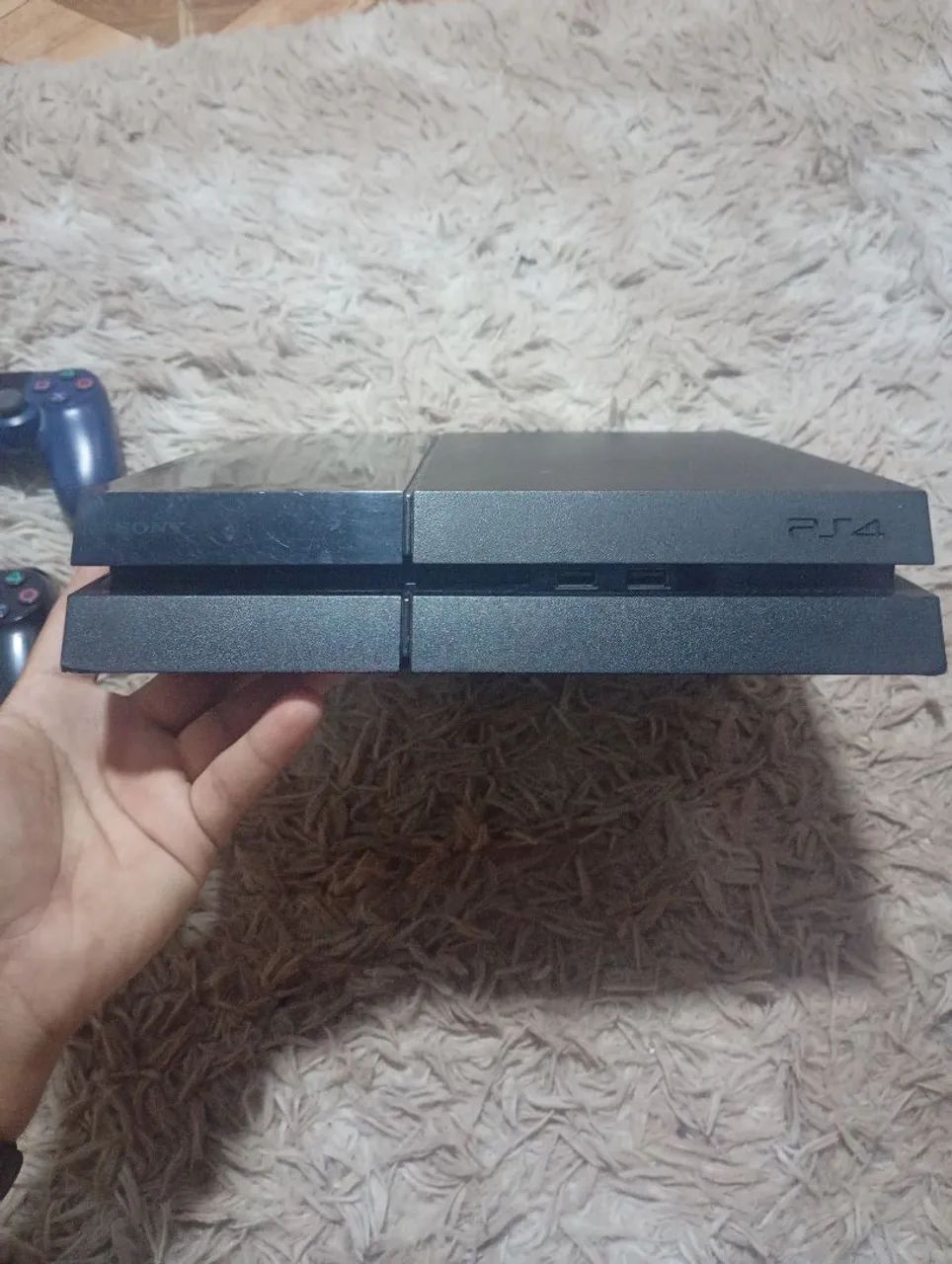 PS4 FAT com 2 controles  - Foto 3