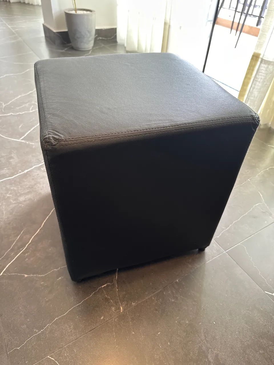 Puff Tok Stok em excelente estado  - Foto 2