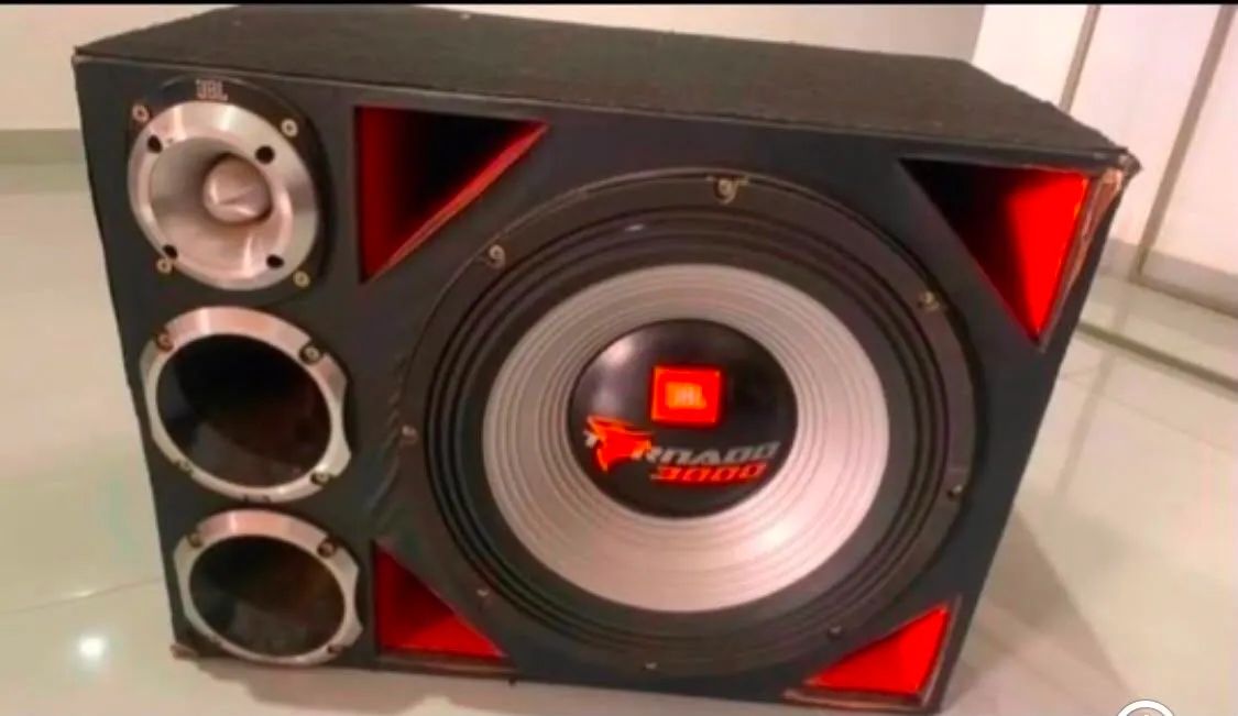 Caixa fulano trap jbl  - Foto 2