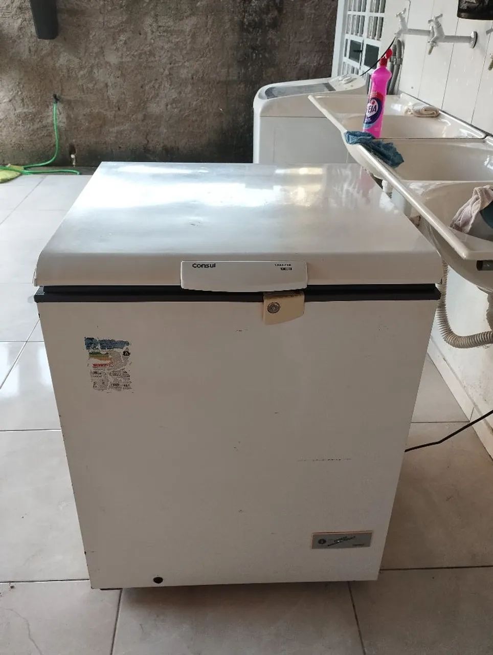 Freezer Consul - Geladeiras e Freezers - Jardim Tropical, Boa