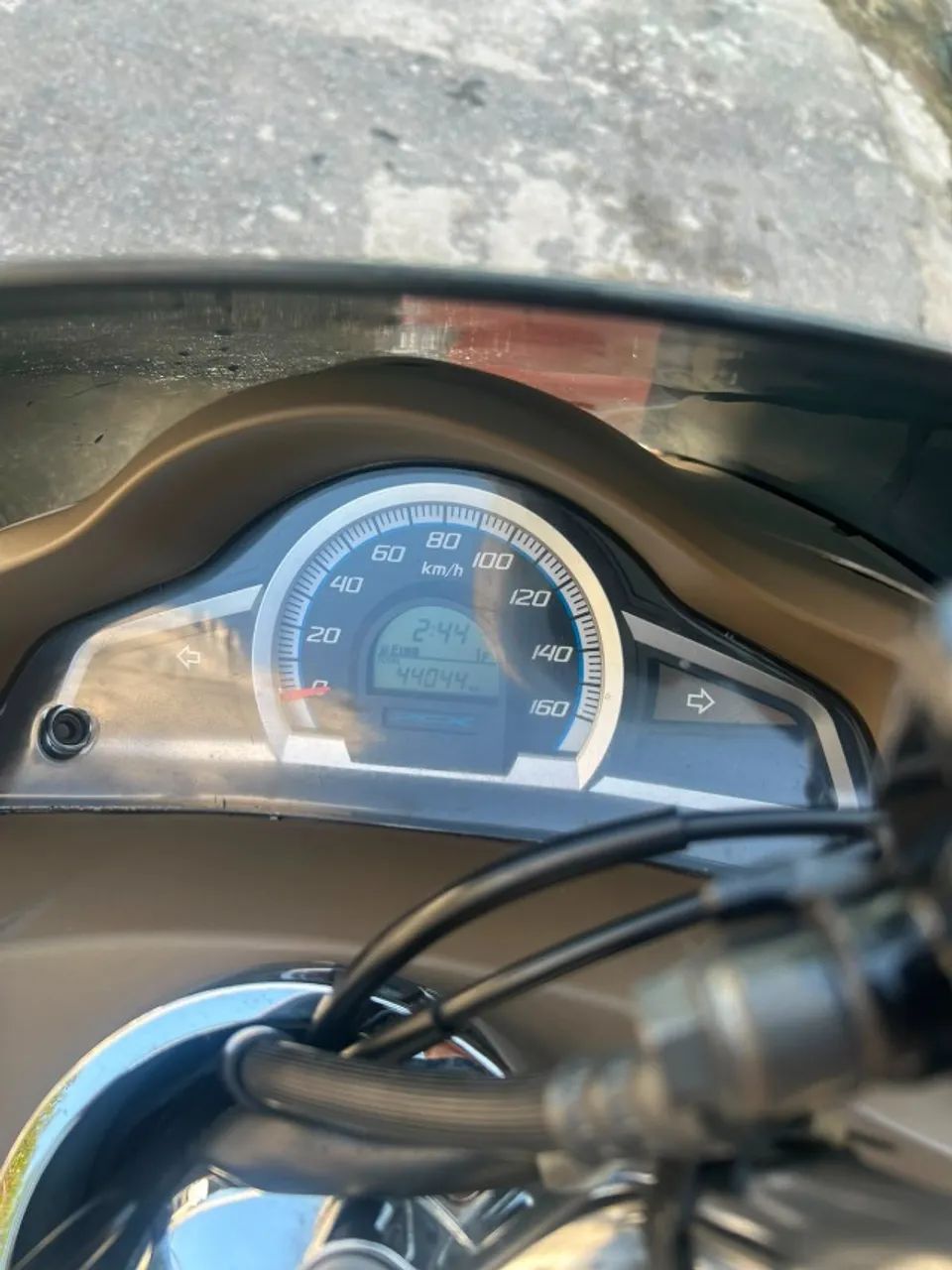 PCX em ótimo estado e revisada