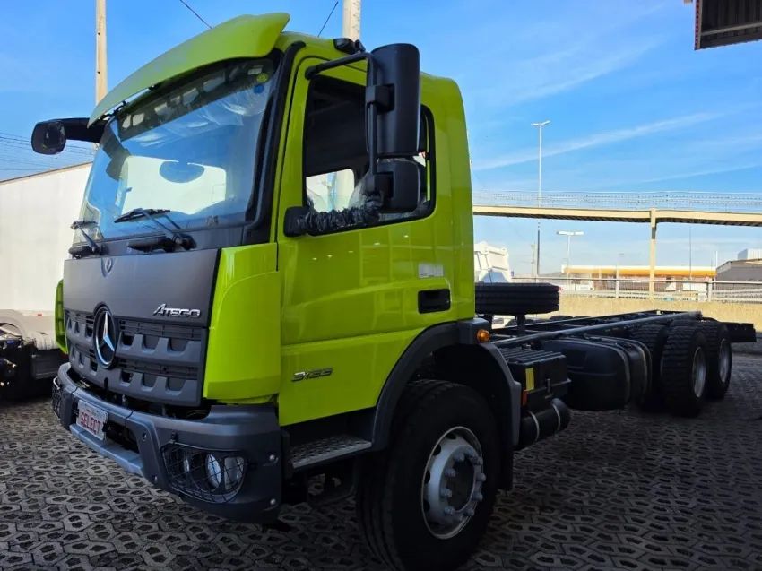 ATEGO 3133 6X4 CHASSI - Foto 2