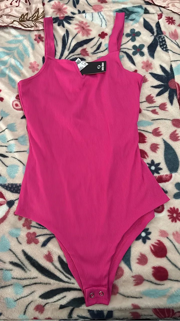 Blusinha e bory novos tamanho M  - Foto 2