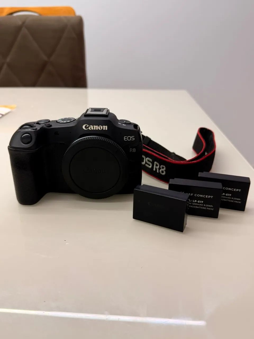 Câmera Cânon EOS R8