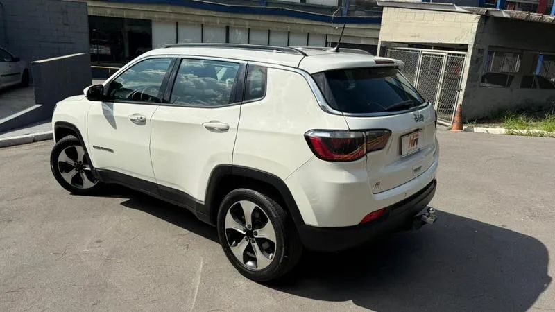 Jeep Compass Longitude 2.0 4X2 Flex 16V Aut. 2017 - Foto 4