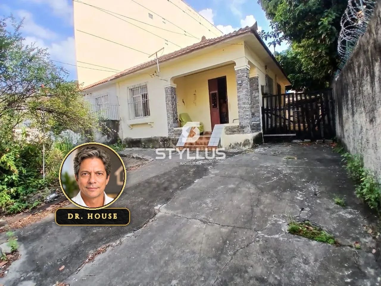 Casa Ampla com 2 Quartos e 12 Vagas no Méier! M23M