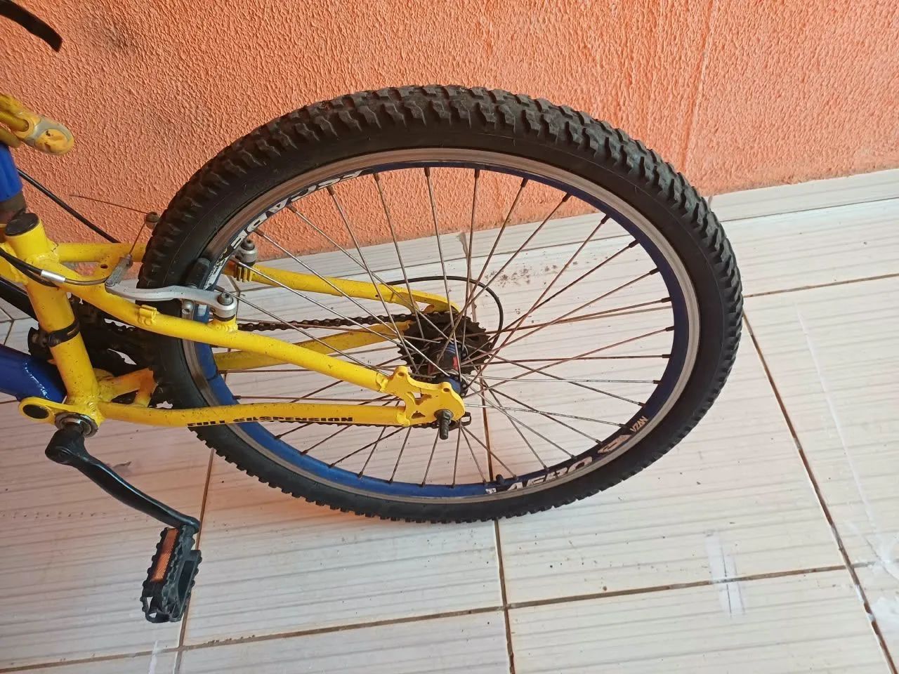 Bicicleta aro 26 - Foto 4