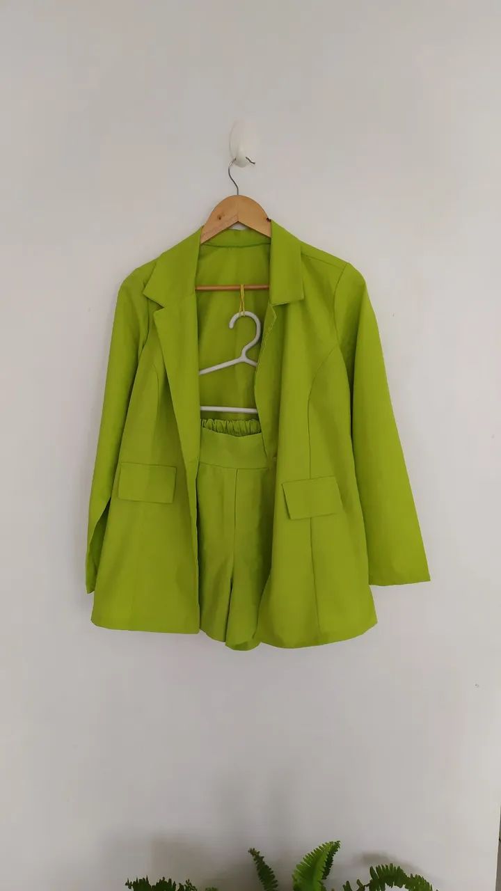 Conjunto de short e blazer em viscolinho verde Tam P  - Foto 4