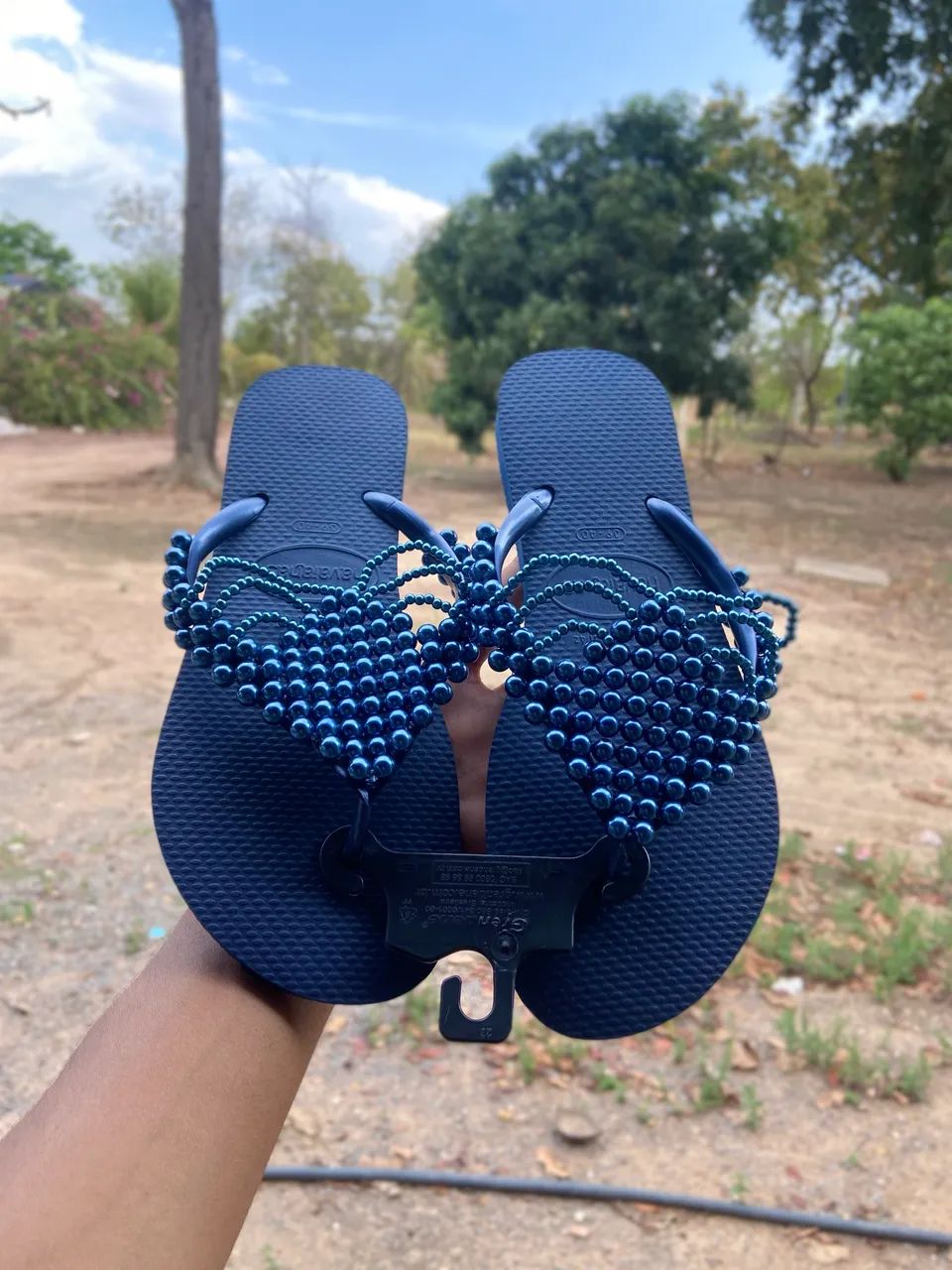 Chinelos Havaianas bordadas - Foto 5