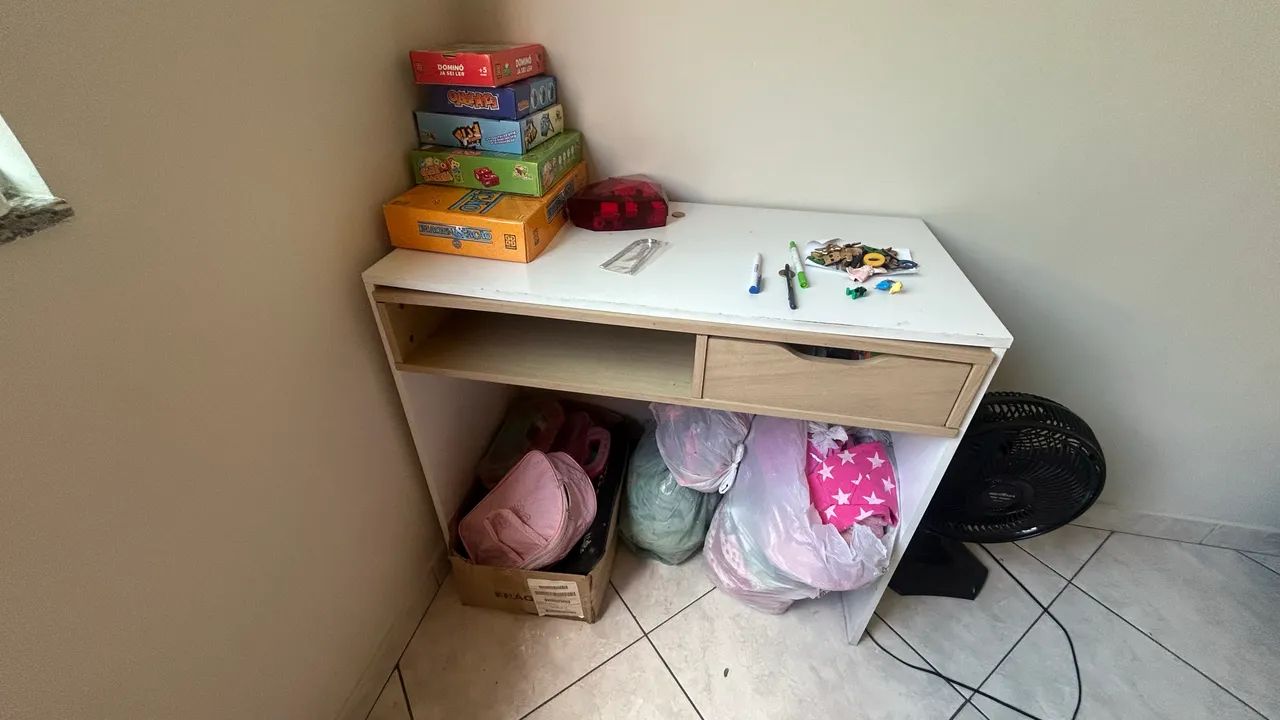Escrivaninha  - Foto 5
