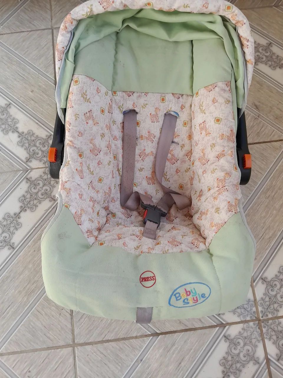 Vende se bebê conforto  - Foto 5