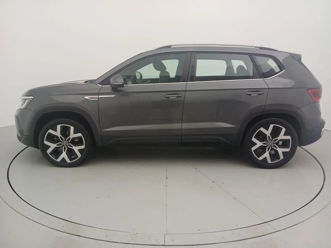 Volkswagen Taos Highline 1.4 250 TSI Flex Aut., foto 2 de 18