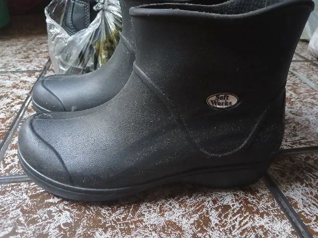 Duas botas novas tamanhos 38 e 40 - Foto 5
