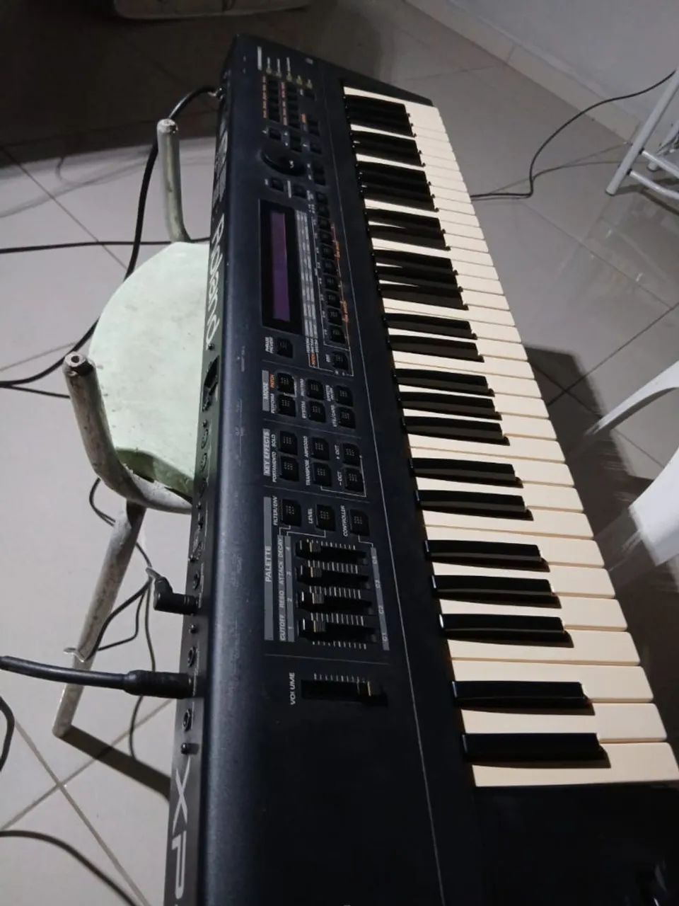 Teclado Roland xp seminovo 