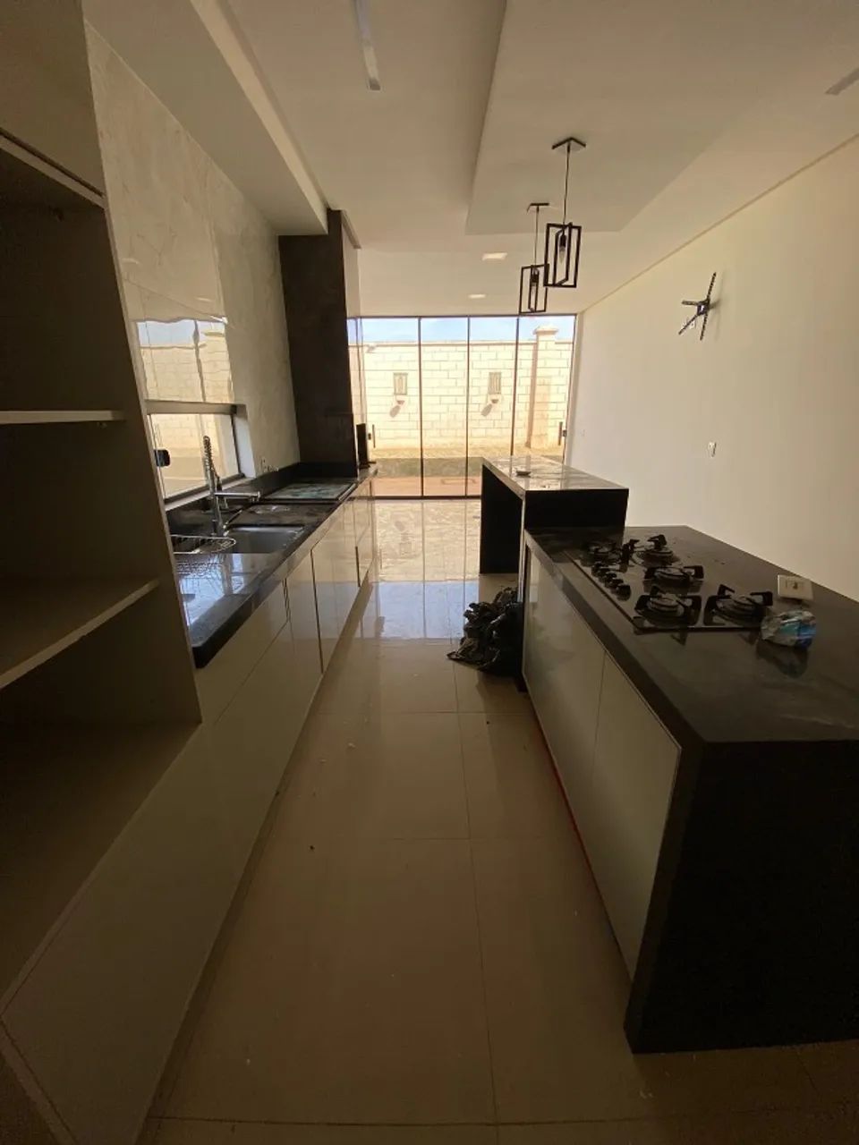 Casa 3 Suítes com piscina e hidro para locação! - Foto 5