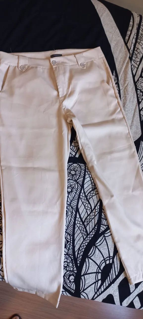 Calça TEMU NOVA