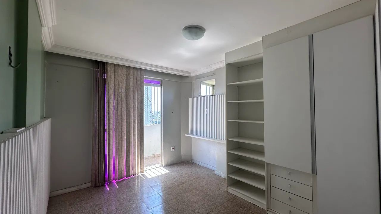APARTAMENTO À VENDA EDIFÍCIO MONTERREY