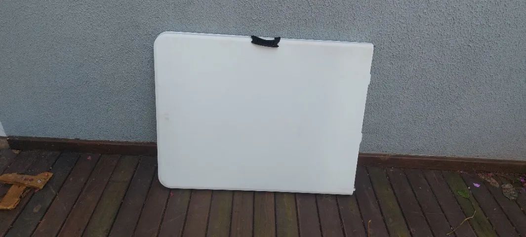 Mesa Dobrável Portável Tipo Maleta em Plástico e Aço - Foto 2