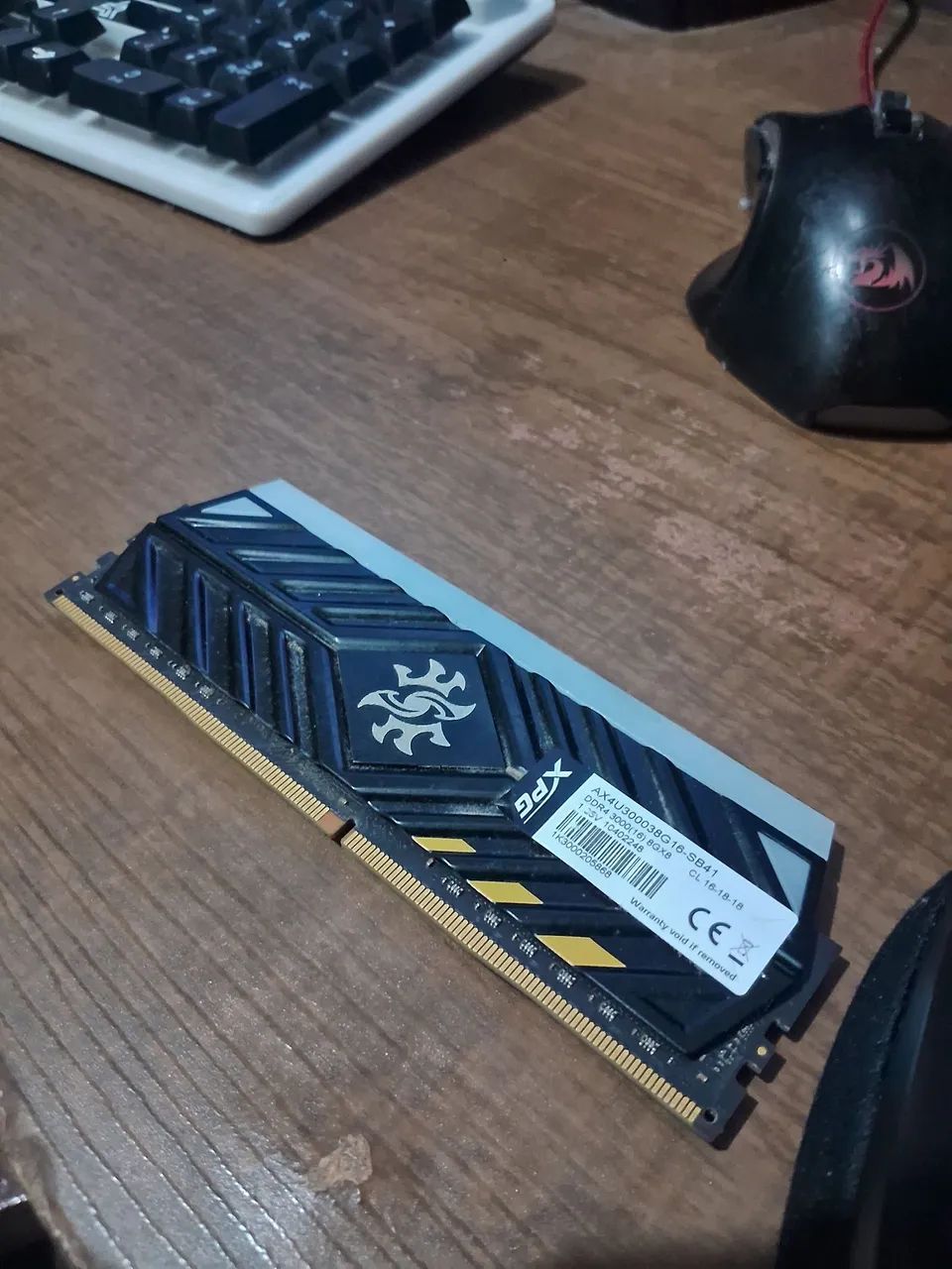 Memoria XPG DDR4 3000mhz RGB - Foto 2