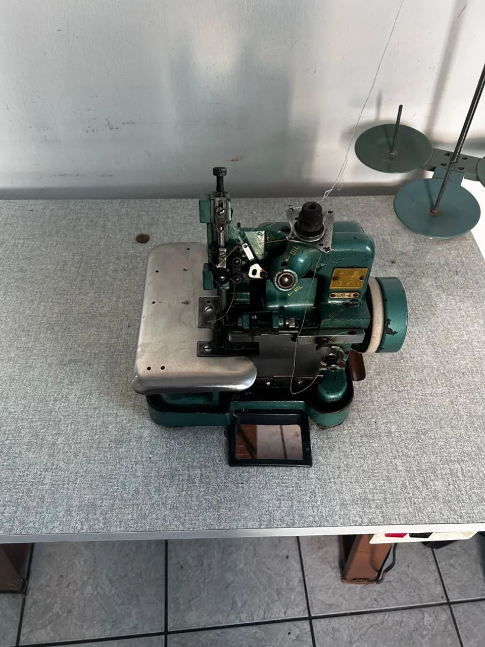 Máquina de costura  - Foto 2