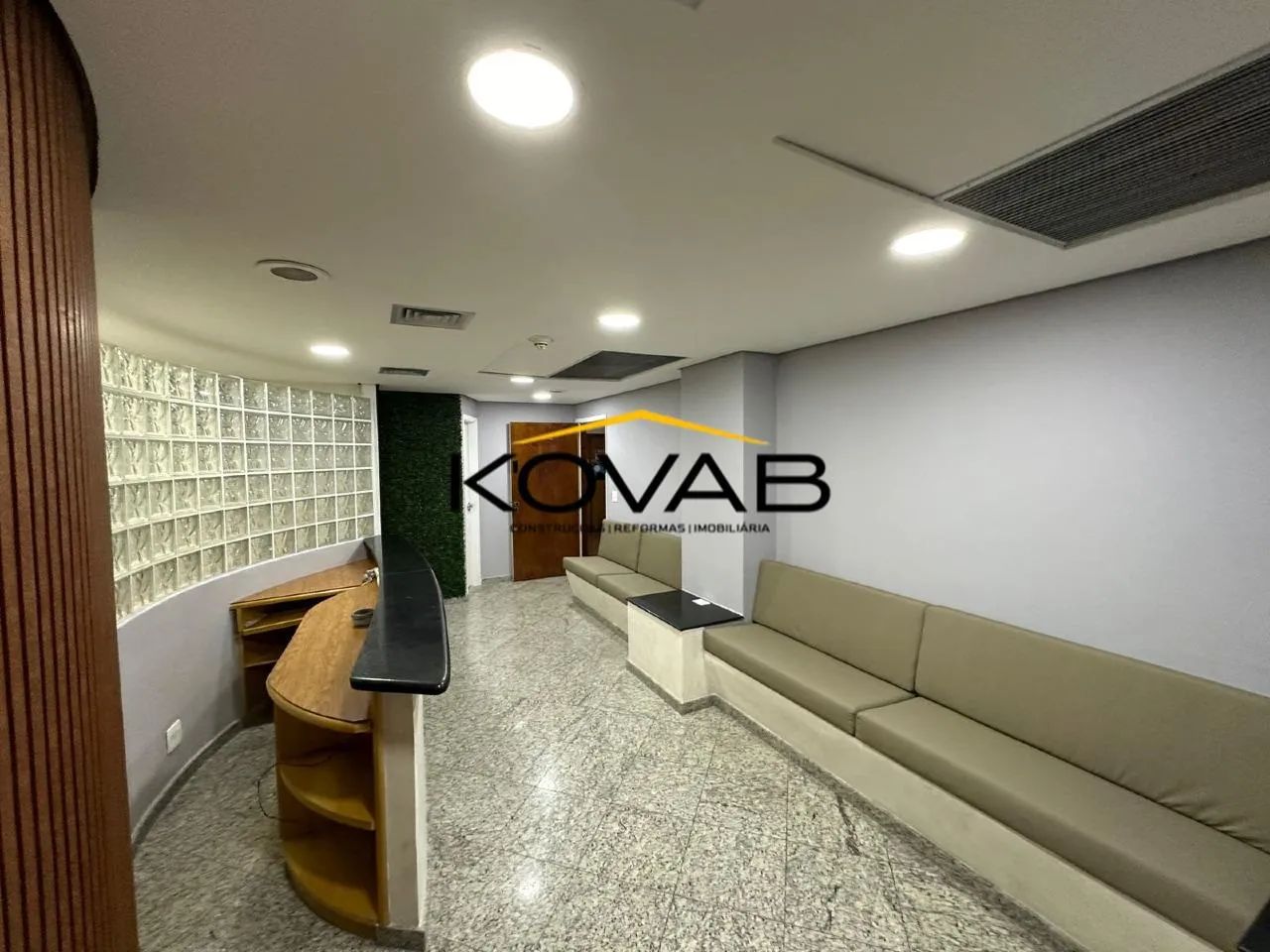 Locação comercial: Clínica com 126 m² em Moema - Foto 4