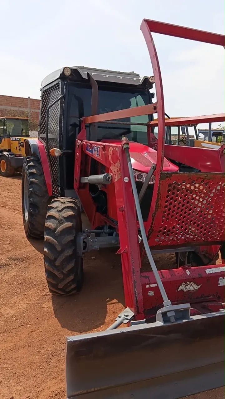 Massey Ferguson MF 4707 - Foto 4