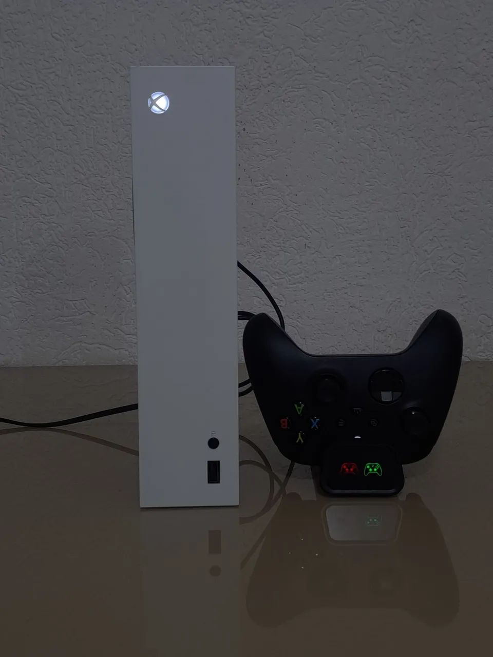 XBOX SERIES S COM BASE CARREGADORA - Foto 4