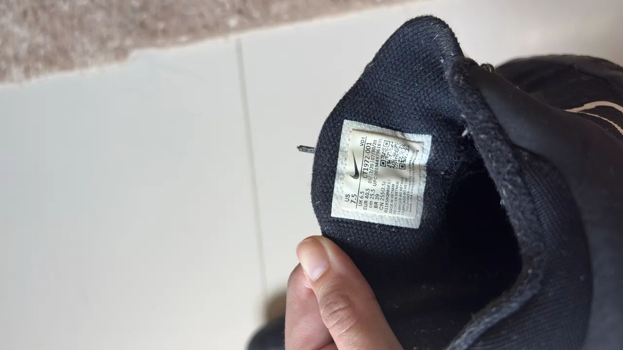 tênis nike preto e branco original - Foto 4