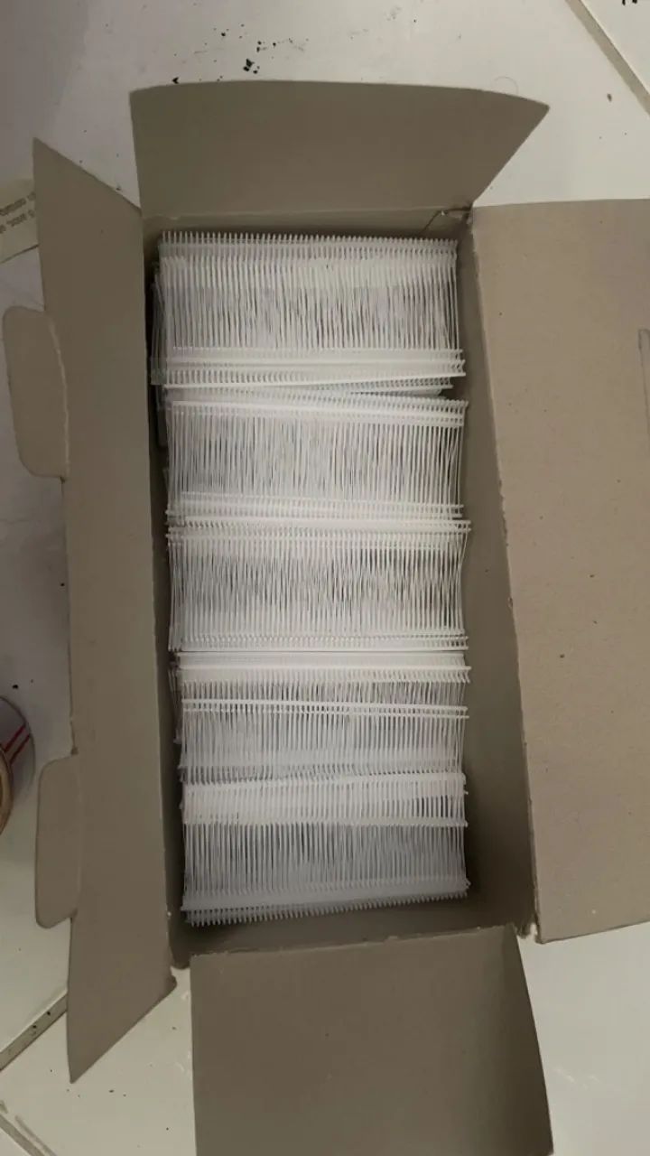 Caixa de Pinos Para Tag Roupas - Foto 3