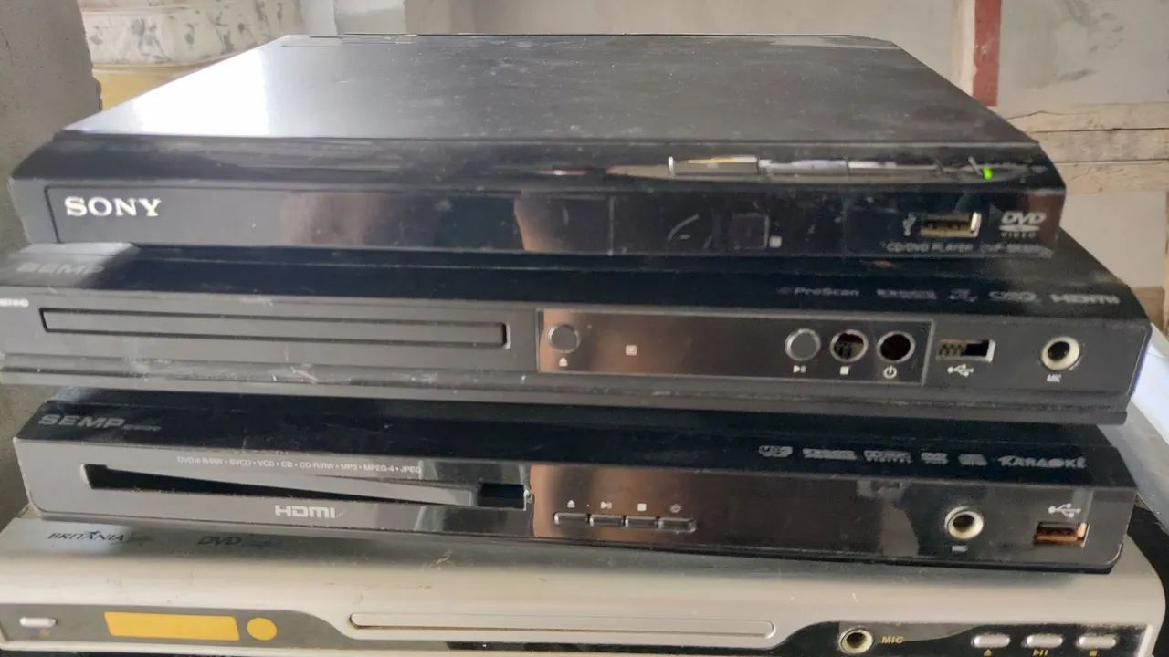 Lote de aparelho de dvd play com defeito. - Foto 4