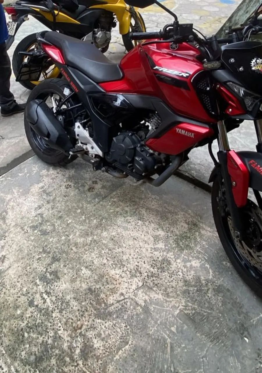 Fz 15 