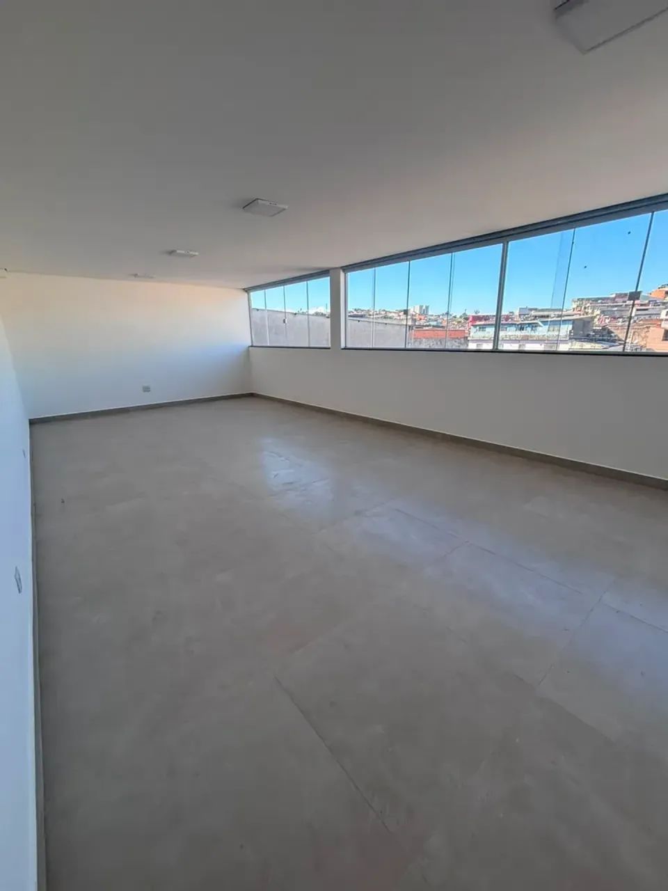 Salas Comerciais para Locação | Guaianases | Estrada D João Nery | com 40 a 80 M² - Climat - Foto 4