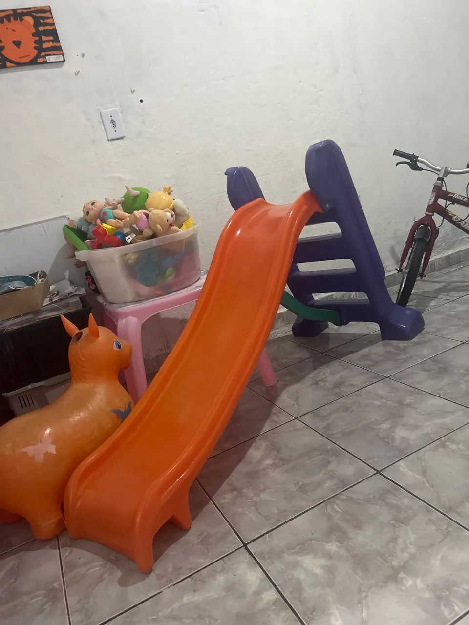 Escorrego infantil