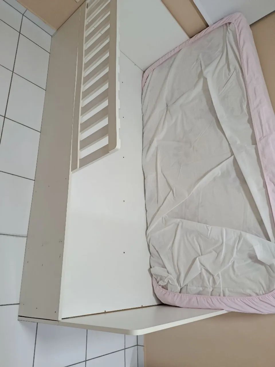 Cama solteiro tamanho padrão super resistente  - Foto 4