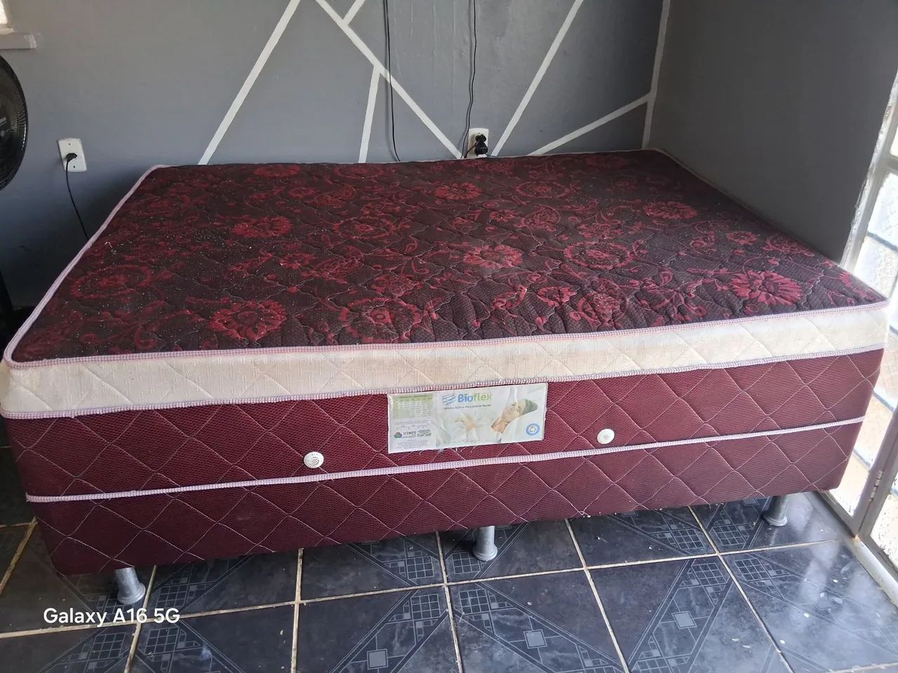 Cama Box Casal De Molas Muito Confortável Higienizada  - Foto 2