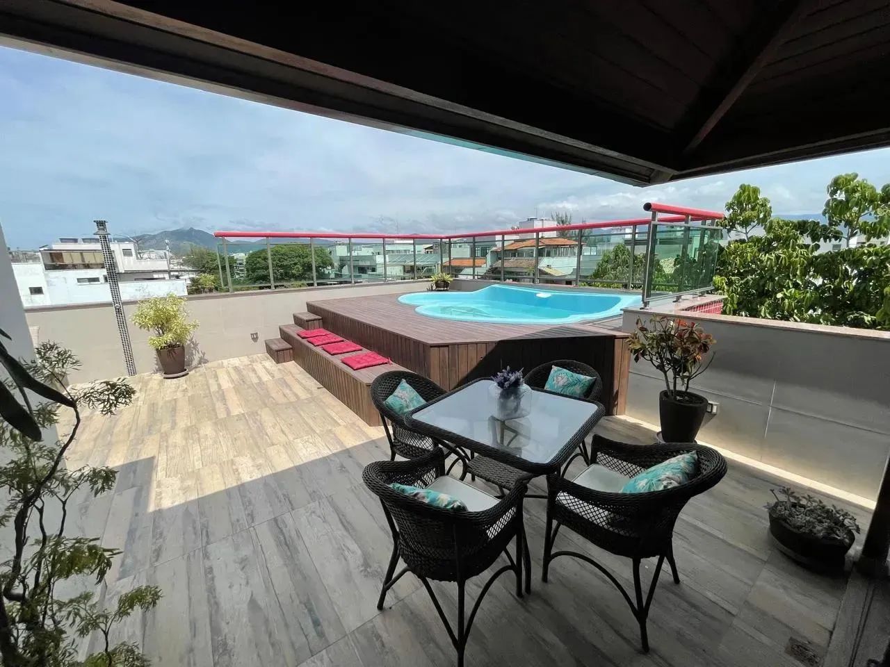 LINDA COBERTURA NA 3ª QUADRA DA PRAIA DO RECREIO/3 QUARTOS, 2 SUÍTES + DEP.+ESPACO TV.291M