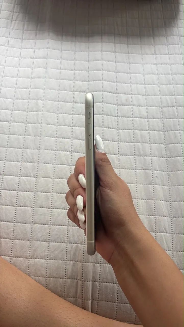 IPHONE 11 - BRANCO USADO - Foto 3