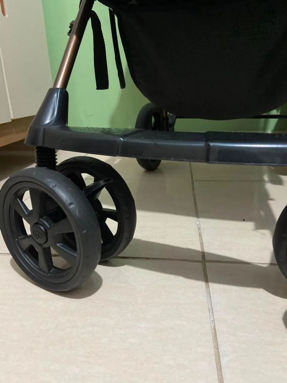 Carrinho de bebê Galzerano, em ótimo estado. - Foto 5