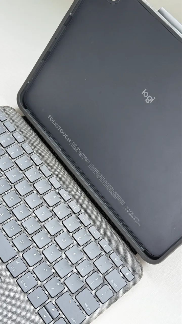 Teclado para iPad 11 polegadas (leia a legenda) Logitech  - Foto 3