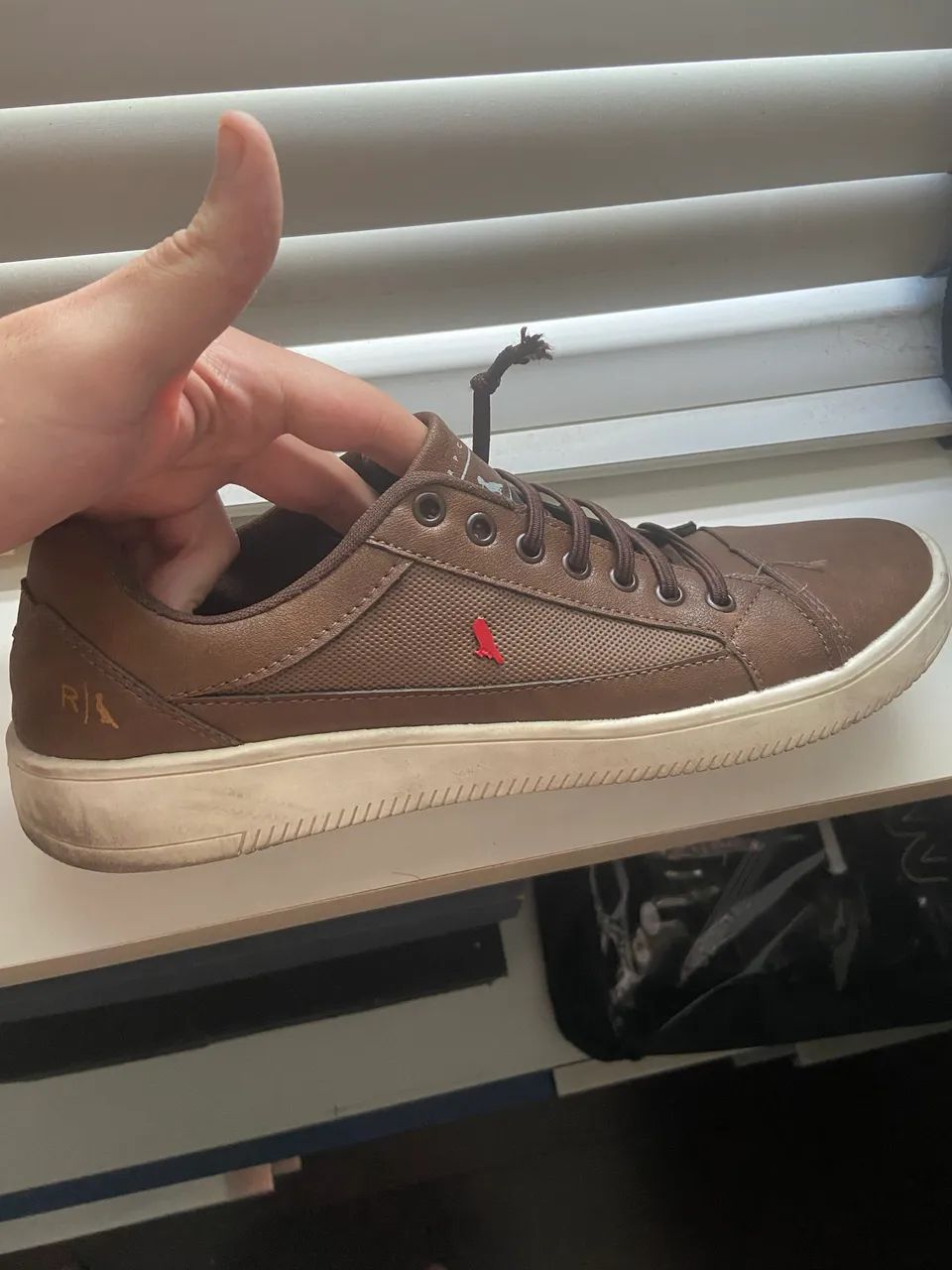 Tenis Reserva Marrom