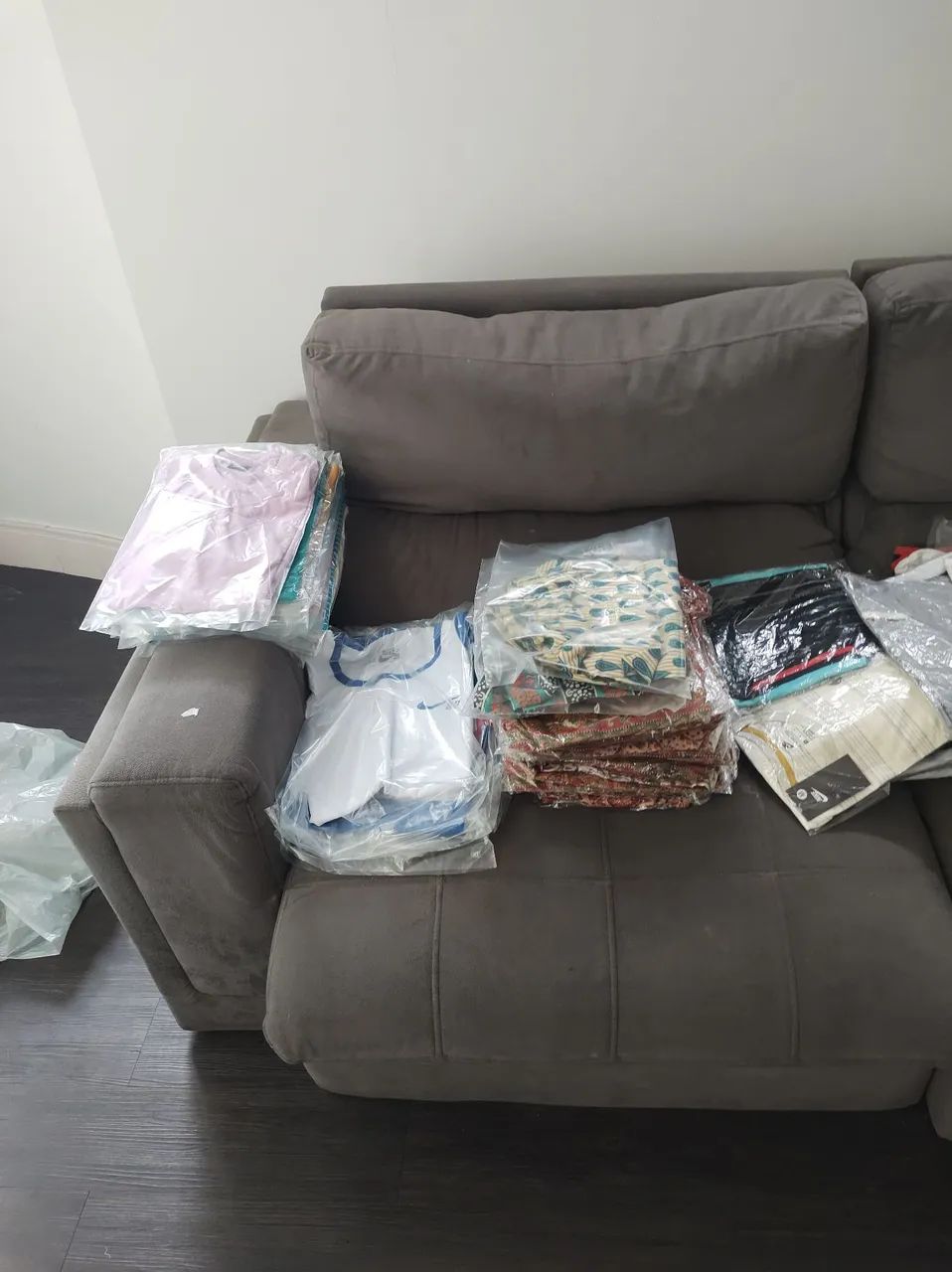 Roupas diversas  - Foto 4
