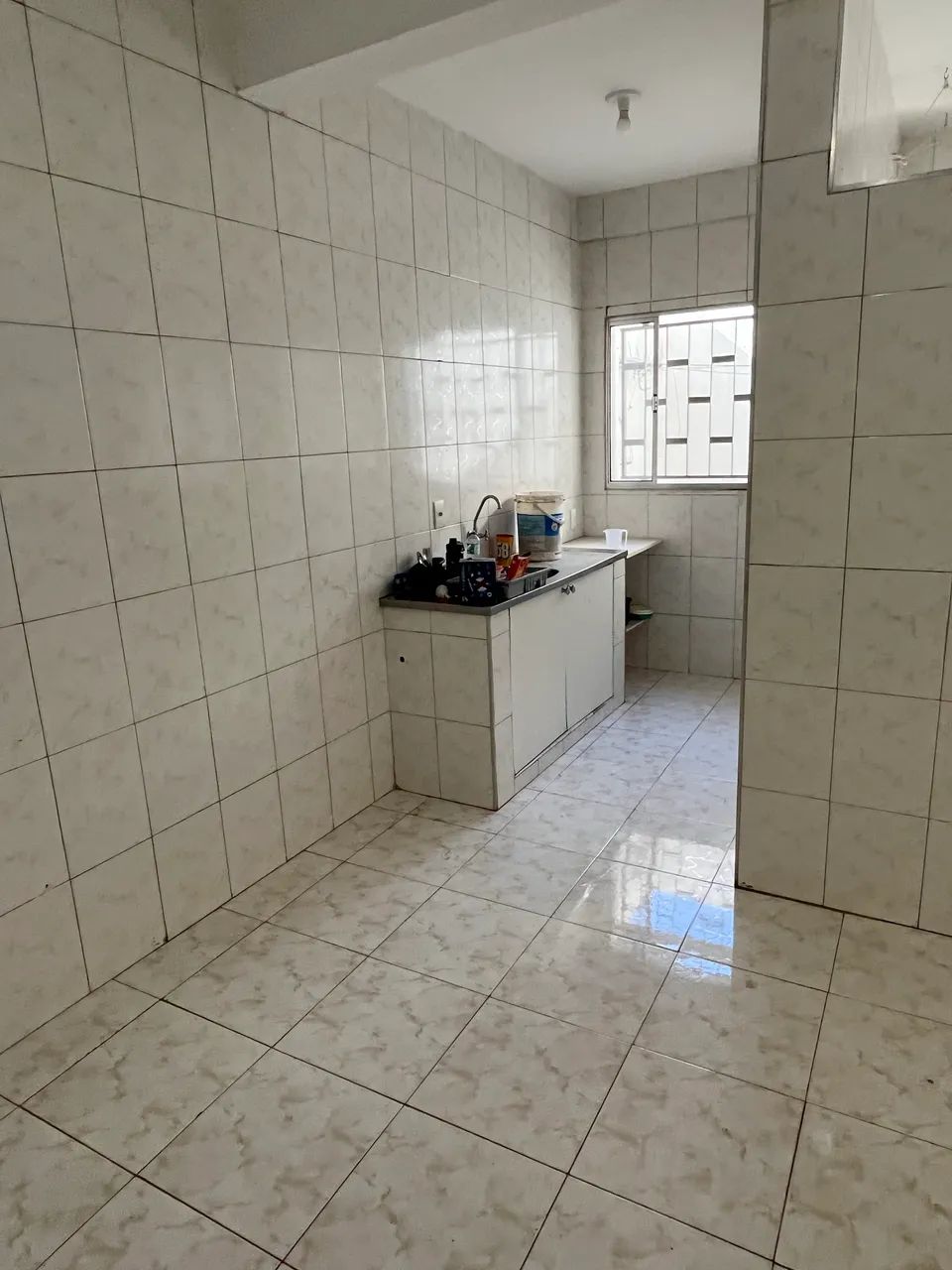 Aluga-se 3 cômodos - 2 km Metro Vila das Belezas - Foto 3