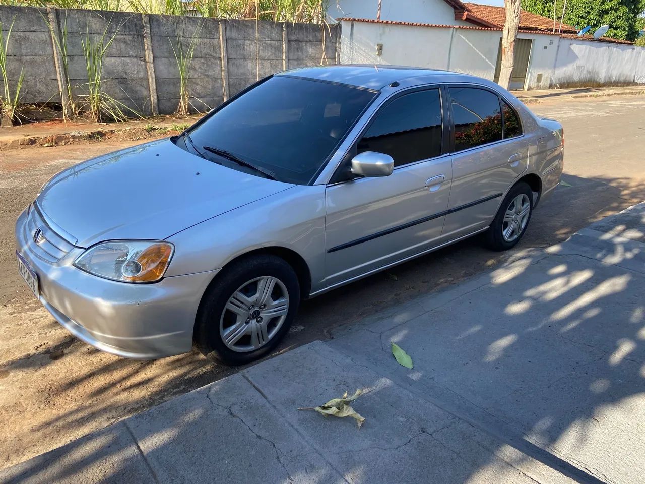 Honda Civic Sedan LX 1.7 16V 115cv Mec. 4P 2002