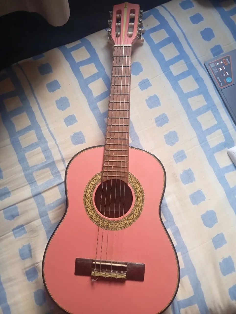 Violão infantil rosa 