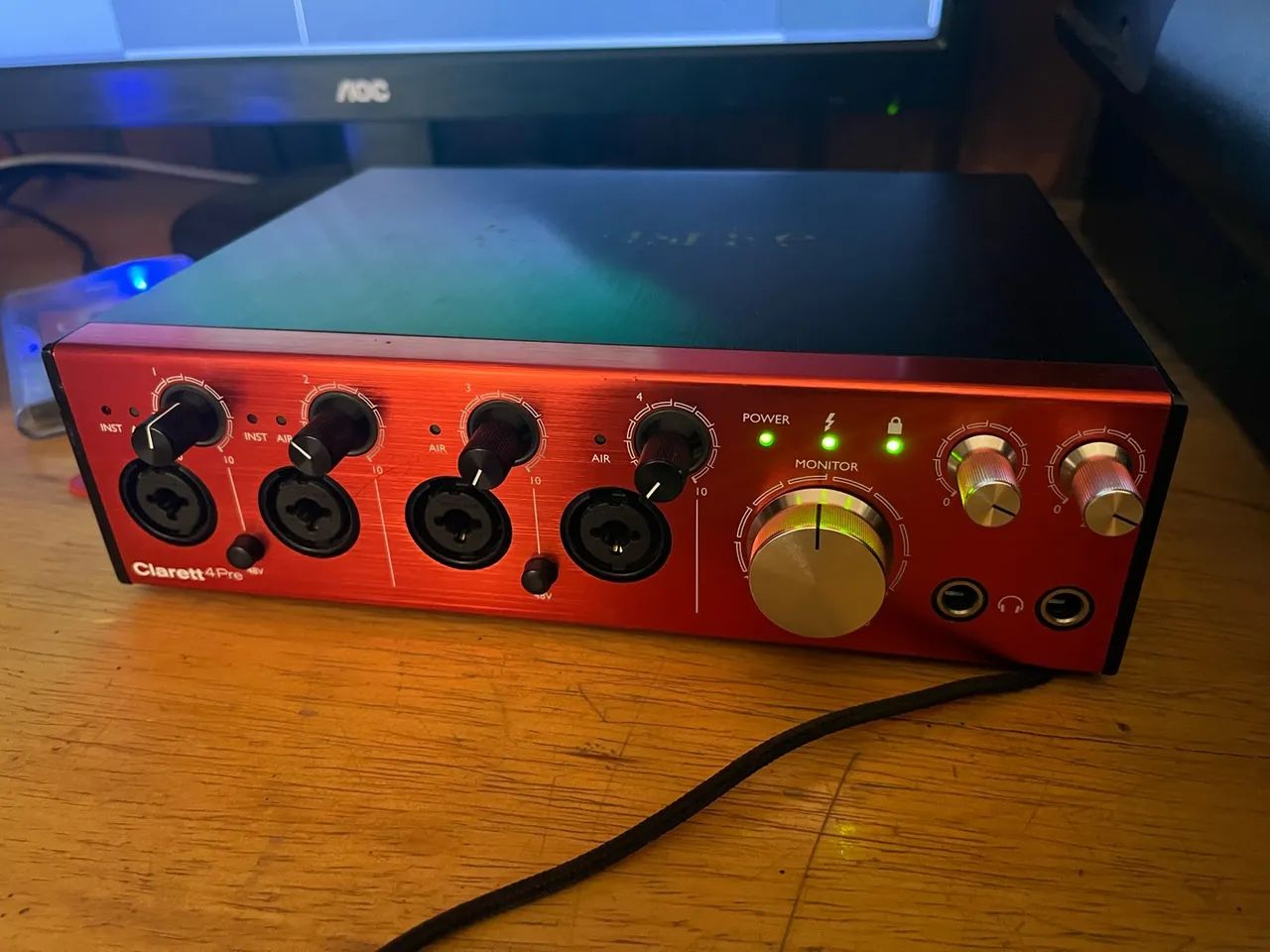 Focusrite Clarett 4Pre Thunderbolt  - Foto 3